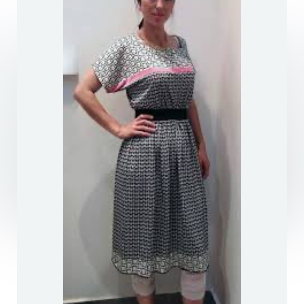 Maggy London Floral Geometric Blouson Dress Size 12 Black Waist Tie Lined - Picture 9 of 11